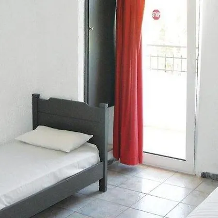 Simple Sun Hotel