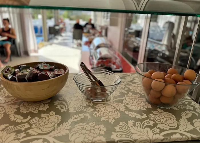 Simple Sun Hotell 2*