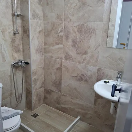 Simple Sun Херсонісос